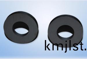 Round permanent magnetic ferrite